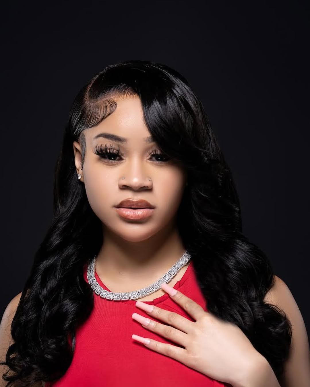 1B Bodywave HD 180 Density 13*4 Laced Wig